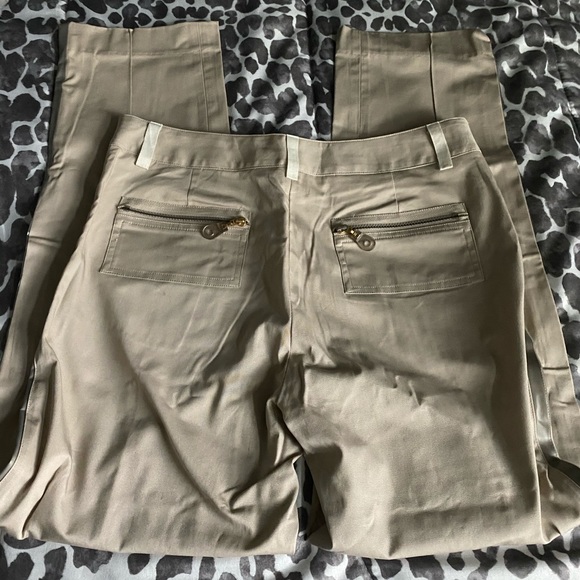 NWT Spanner 2 piece matching vneck and pant set - Picture 6 of 8